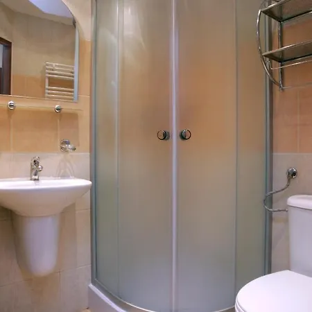 Hotel Leśna Radość *