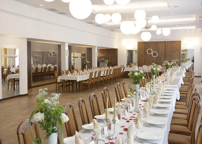 Hotel Leśna Radość *